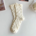 Off-white crew socks with 3D diamond texture and elegant wavy scalloped edges - Diamond Pattern (Beige)