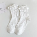 Süße weiße Spitzensocken mit Doppelvolant und Blumenmuster für den JK Lolita Look - Spitzen-Jacquard Rüschen Weiß (7329 Weiß)