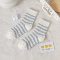 Chaussettes épaisses en polaire corail à rayures bleu clair et beige pour l'hiver - Taille unique / Rayure Bleue
