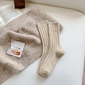 Thick ribbed wool socks in light beige color for winter warmth and cozy home style - One Size / Khaki