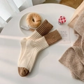 Calze spesse in misto lana beige e caffè con maglia a coste in stile giapponese - Beige con risvolto caffè