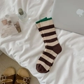 Retro striped crew socks in green and beige patchwork cotton for a vintage college style - Wide Stripe