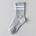 Klassische graue Waden-Baumwollsocken mit zwei weißen Streifen am gerippten Bündchen - Grau