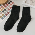 Chaussettes hautes noires style japonais avec motifs papillon et bordures ondulées - Chaussettes Mi-hautes Papillon Noir