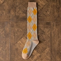 Calze al ginocchio giapponesi con motivo a rombi grigio, arancione e marrone retrò - Quadri Beige e Giallo
