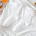 Witte Lolita sokken met kanten ruches, hartvormig jacquardpatroon en verticale strepen - Crew sokken / Midden Wit