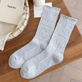 Spitzensocken in Grau mit dekorativem Strickmuster und gerafftem Saum aus Baumwolle - Einheitsgröße / Hellgrau