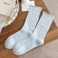Light blue crew socks with delicate jacquard texture and ruffled lace edges - One Size / Light Blue