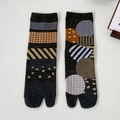 Japanese style split-toe tabi socks with dark grey and tan houndstooth geometric patterns - One Size / Dark Gray Geometric