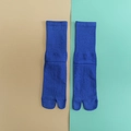 Royal blue Tabi socks with vertical knit stripes and split-toe design in mid-calf length - One Size / Dark Blue