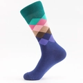 Herren-Baumwollsocken mit klassischem buntem Argyle-Muster in Grün und Blau - Dunkelgrüner Rand Regenbogen Argyle (Navy Basis)
