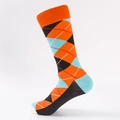 Calze di cotone a rombi con motivi geometrici in arancione, blu e nero per uomo e donna - UE 41-46 / Arancione Argyle