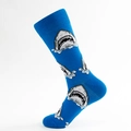 Wadenhohe Baumwollsocken in Blau mit weiß-grauen Hai-Jacquardmustern für Herren - Blau Hai Stil