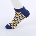 Calze uomo in cotone taglio basso con motivo jacquard geometrico a zig-zag blu - EU 39-46 / Blu Navy Blu Chiaro Giallo Motivo a Onde (02)