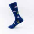 Calze blu in cotone con rane verdi e ninfee rosa su sfondo bianco, calze stile street - EU 41-46 / Rana Blu