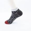 Dark grey low cut socks with white leaf pattern and contrasting red toes for casual wear - One Size (36-43) / 13 Iron Gray Lines
