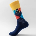 Calze lunghe con motivo a rombi blu navy, rosso e dettagli grafici di gocce gialle - Bordo Giallo Argyle Drip