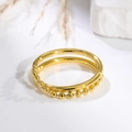 Minimalistisches doppellagiges Goldarmband mit poliertem Ring und Perlenketten-Details - US 7 / Gold