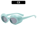Schicke ovale Katzenaugen-Sonnenbrille in Minzblau mit dickem Rahmen und grauen Gläsern - Grüner Rahmen Graue Gläser
