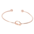 Minimalistischer, rosévergoldeter Armreif mit Knotendesign und poliertem Finish - Roségold