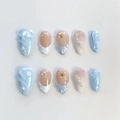 Unghie finte blu a mandorla con texture a conchiglia 3D, perle e stelle dorate - Stile Floreale Cuore Macaron Dolce (3XB1-14292)