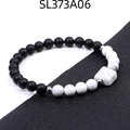 Bracciale di perle 6mm nero opaco e marmo bianco con distanziatori metallici lucidi - Stile Turchese Bianco (SL373A06)