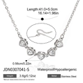 Halskette aus silbernem Edelstahl mit fünf herzförmigen weißen Zirkonia-Steinen - Silber Fünf Herzen Klarer Strass Stil (JDN0307041-S) / Silber
