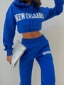 Detailansicht des blauen New Orleans Kapuzenpullovers und Jogginghose mit Grafikdruck - S / Blau