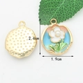 Ciondolo a fiore DIY con smalto sfumato blu e rosa, petali bianchi e perla centrale - 2# Rosa+Blu (Fiore Bianco in Perla Smaltata) [1.9CM×2.4CM]