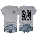 Vues avant et arrière du t-shirt gris Band Mom Era avec motif de cœur et de notes - Gris Clair (Impression Noire)