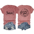 T-shirt corail Swim Mom avec imprimé recto-verso et ensemble short en jean usé - Or Rose (Police Noire)