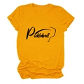 Platliggend geel Pickleball T-shirt met ronde hals en sportief grafisch ontwerp - S / Mosterdgeel (Zwarte Tekst)