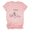 Λεπτομέρεια από ροζ βαμβακερό t-shirt με κείμενο 'i'm fine' και χιουμοριστικό σχέδιο - Ροζ (Μαύρα Γράμματα)