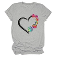 T-shirt grigia in cotone con profilo a cuore e impronte di zampe arcobaleno colorate - Grigio Chiaro (Testo Nero)