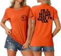 Détails du t-shirt orange avec imprimé cocotier et texte Better Person au dos - Orange (Police Noire)