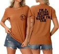Vue avant et arrière du t-shirt orange avec le slogan I'm A Better Person imprimé - Orange Brûlé (Police Noire)
