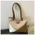 Sac fourre-tout en toile minimaliste avec patchwork vert olive et étiquette cuir - Kaki