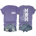 Détail du t-shirt violet Dance Mom et short en jean avec impression au dos et lettres blanches - Violet (Police Blanche)