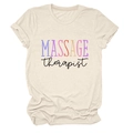 Detail van het massage therapist ontwerp op een crème katoenen T-shirt met korte mouwen - Zand (Zwarte Tekst) / S