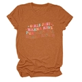 Détail du t-shirt à col rond avec imprimé Girls Just Wanna Have Fundamental Human Rights - Orange Brûlé