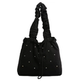 Bolso tote negro chic con tachuelas plateadas, asa plisada y cierre con cordón - Negro