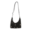 Schicke schwarze Halbmond-Schultertasche mit Vintage-Faltenstruktur und Silber-Schmetterlingen - Schwarz