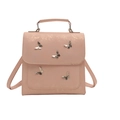 Rosafarbener Rucksack aus Kunstleder mit silbernen Schmetterlingen und Tragegriff - Rosa
