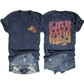 Détail du t-shirt col V imprimé dos salty tequila et du short en jean déchiré - Bleu Marine