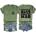 Détail de l'imprimé typographique rétro noir sur un t-shirt d'été à col en V pour femme - Vert Olive (Texte Noir)