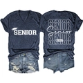 T-shirt gris col en V imprimé Senior 2026 et short en jean vieilli à plat - Bleu Marine (Police Blanche)