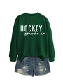 Détail du sweat HOCKEY grandma vert foncé avec lettrage blanc et poignets côtelés - S / Sweat-shirt Vert Foncé (Police Blanche)