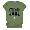 Gros plan d'un t-shirt vert olive avec imprimé crâne de taureau et texte vintage rétro - S / Vert Olive (Texte Noir)