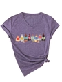 Détail de l'imprimé poules lisant des livres sur un t-shirt violet à col en V pour femme - Violet