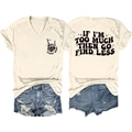 Detail der T-Shirt-Rückseite mit dem Aufdruck IF I'M TOO MUCH THEN GO FIND LESS - S / Sand (Schwarzer Druck)